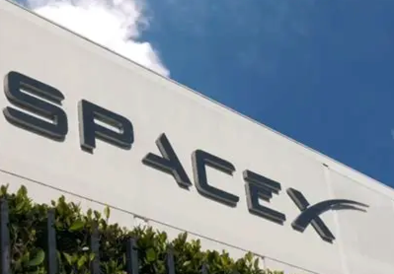 SpaceX上市后首笔重磅并购：收购AI编程工具Cursor