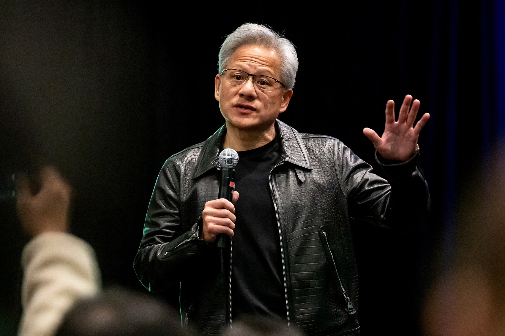 英伟达2026年度股东大会：黄仁勋宣告ROI问题已有答案