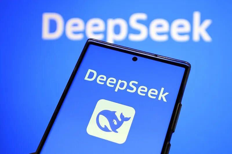 The Announcement Is Gone! DeepSeek Pulls V4 Pro Notice Open-Sources Harness Anyway